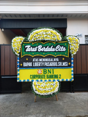 Papan Bunga Duka di Buanajaya